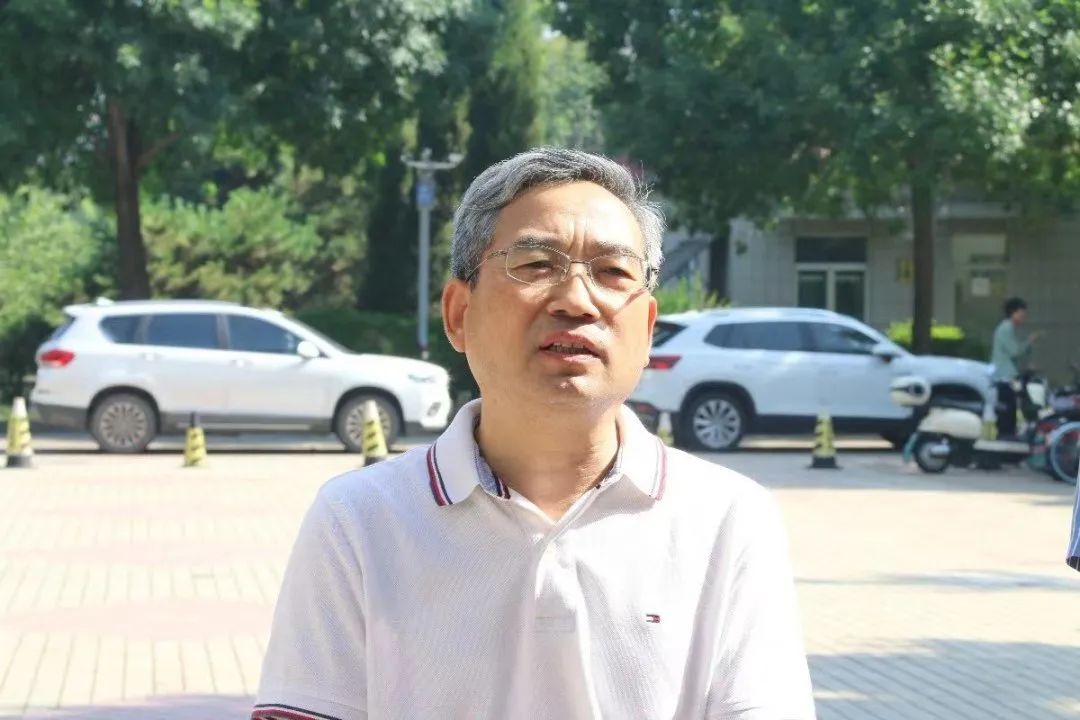 书记.jpg 图片